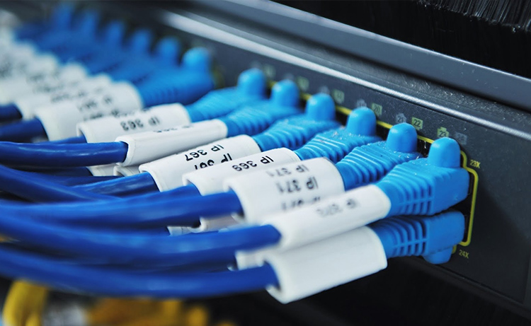 Kabel sieciowy i do transmisji danych